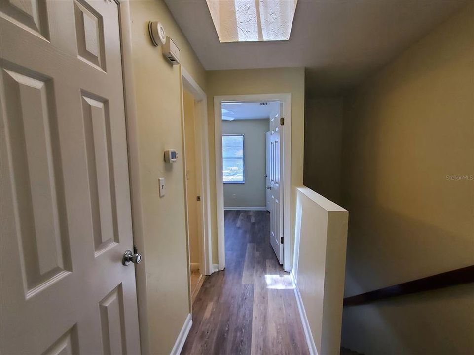 For Sale: $135,000 (2 beds, 1 baths, 940 Square Feet)