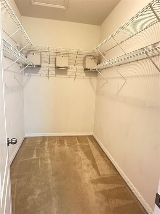 Под контрактом: $321,500 (4 спален, 2 ванн, 1883 Квадратных фут)