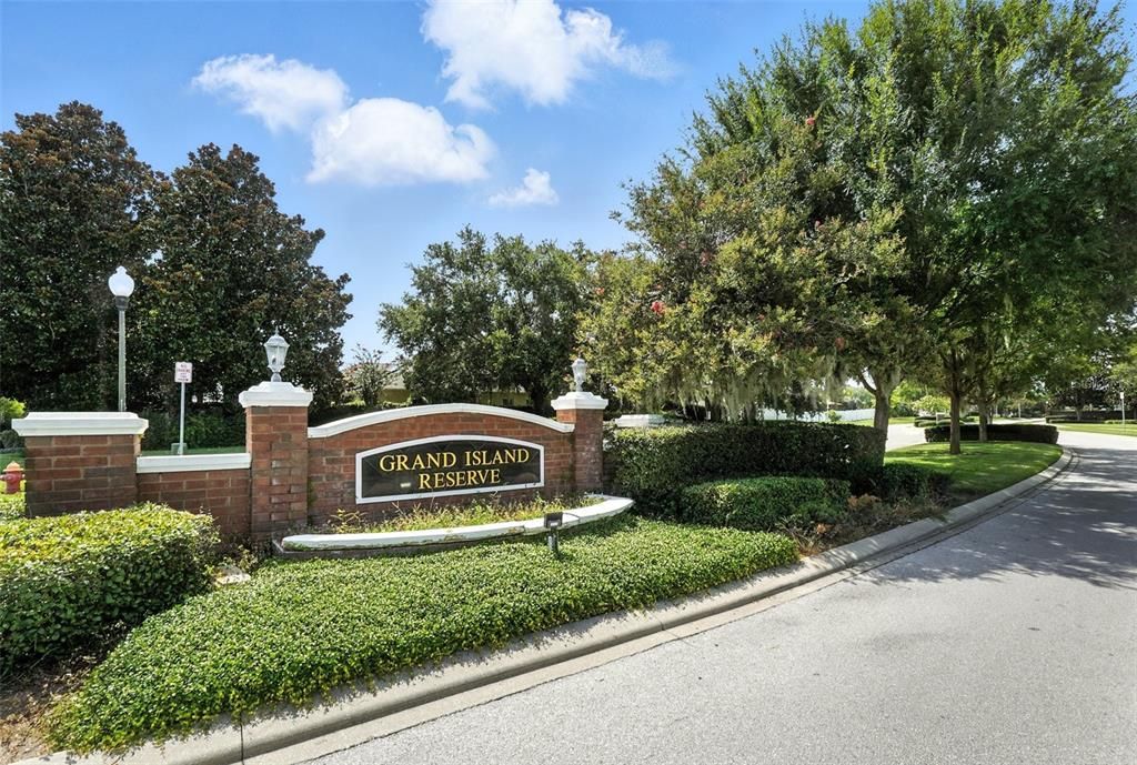 Под контрактом: $321,500 (4 спален, 2 ванн, 1883 Квадратных фут)