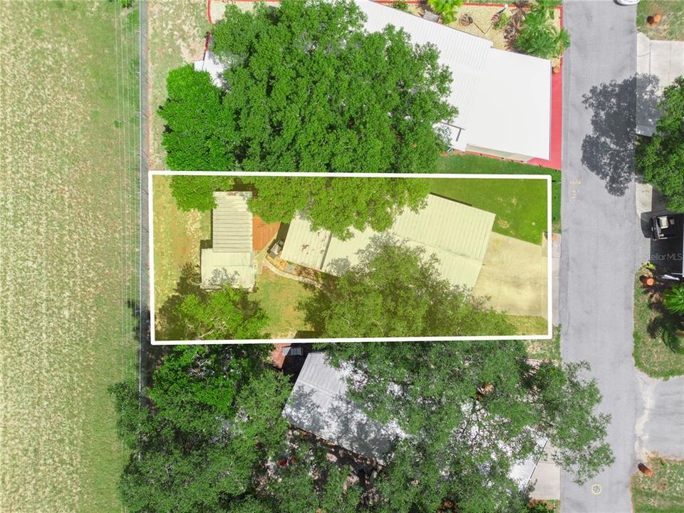 For Sale: $140,000 (2 beds, 1 baths, 970 Square Feet)