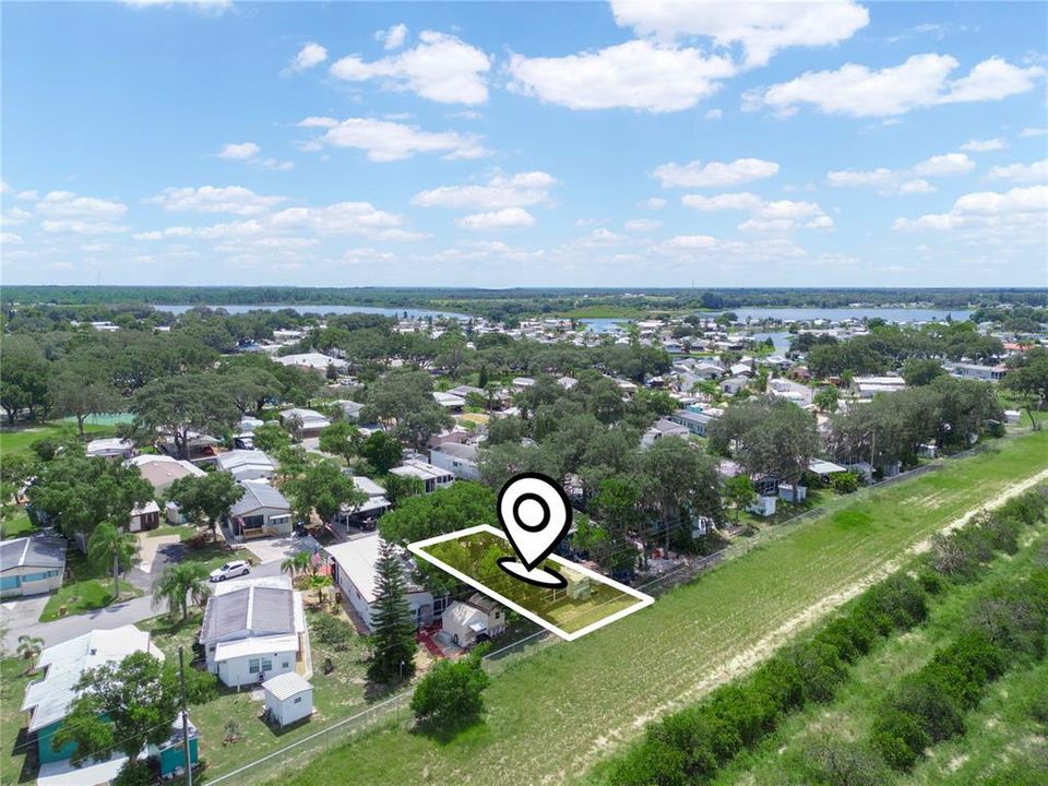 For Sale: $140,000 (2 beds, 1 baths, 970 Square Feet)