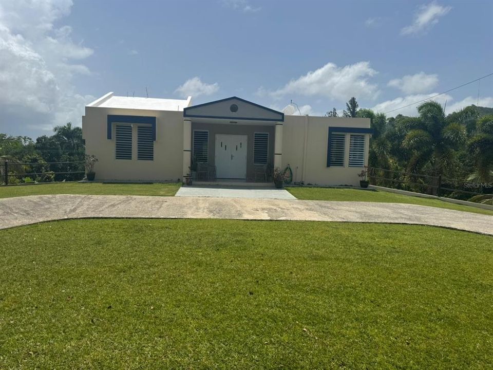 最近售出: $439,000 (4 贝兹, 3 浴室, 3800 平方英尺)