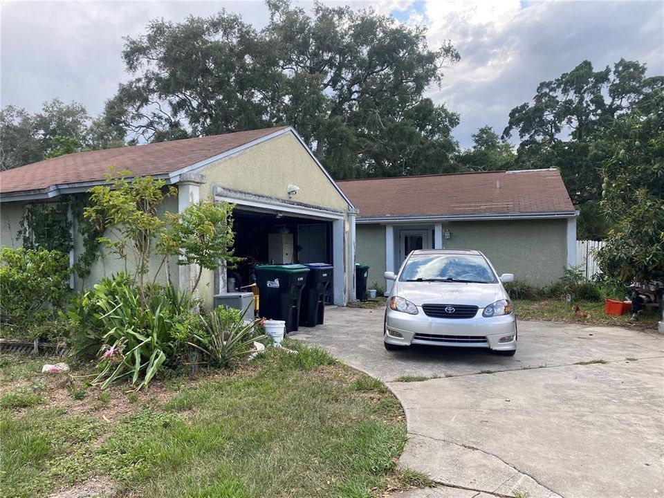 Recently Sold: $260,000 (4 beds, 4 baths, 2930 Square Feet)