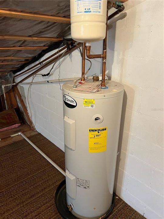 待售: $227,000 (2 贝兹, 2 浴室, 888 平方英尺)