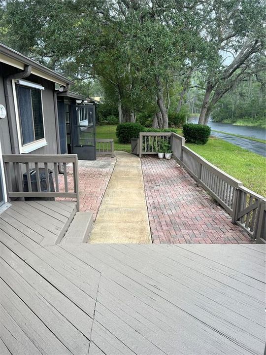 待售: $227,000 (2 贝兹, 2 浴室, 888 平方英尺)