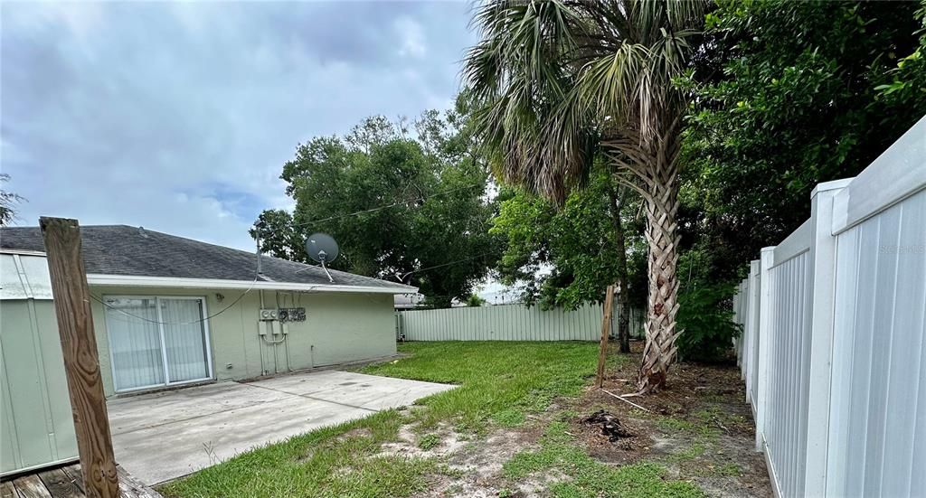 На продажу: $490,000 (6 спален, 0 ванн, 3132 Квадратных фут)