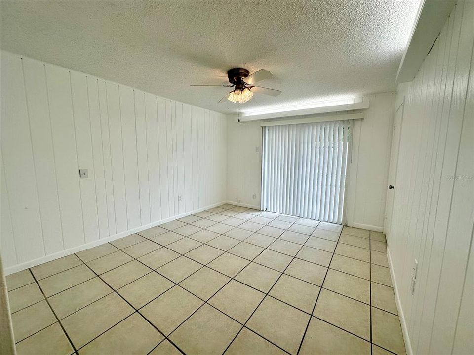 На продажу: $490,000 (6 спален, 0 ванн, 3132 Квадратных фут)