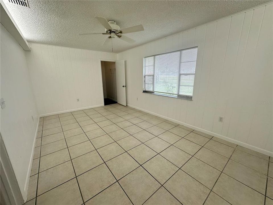 На продажу: $490,000 (6 спален, 0 ванн, 3132 Квадратных фут)