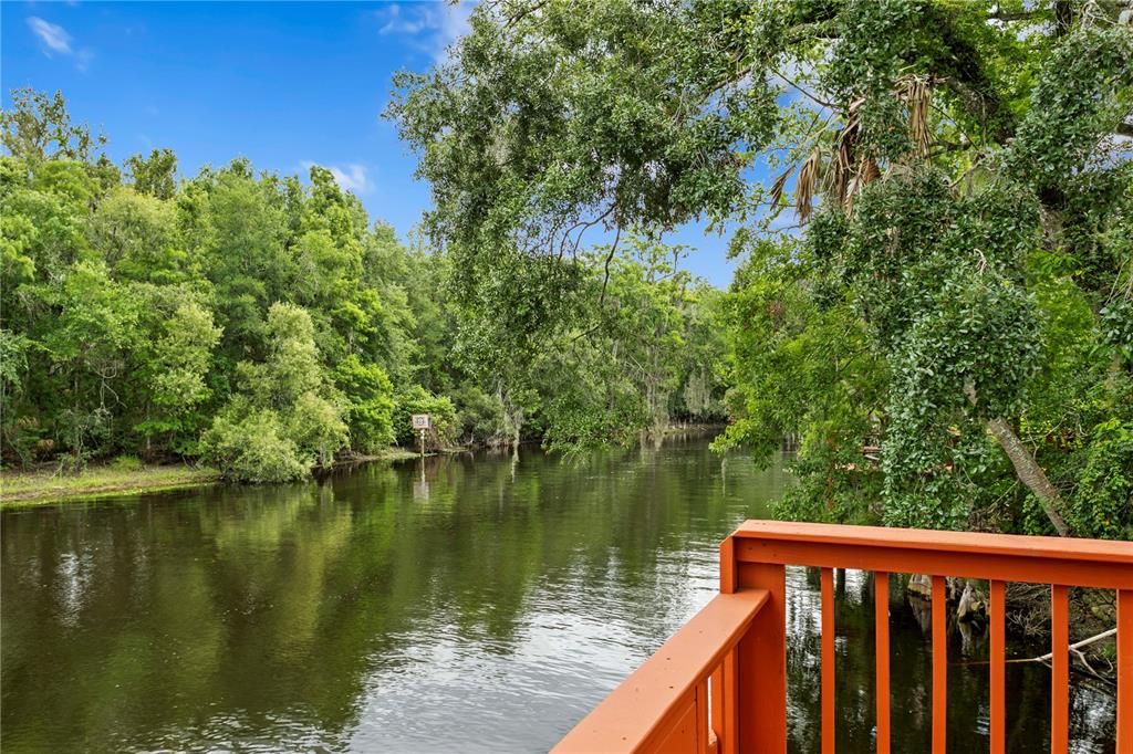 合同活跃: $875,000 (4 贝兹, 3 浴室, 3024 平方英尺)