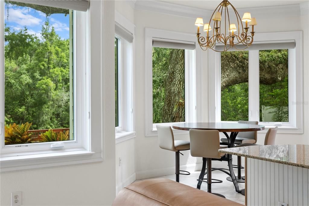 合同活跃: $875,000 (4 贝兹, 3 浴室, 3024 平方英尺)