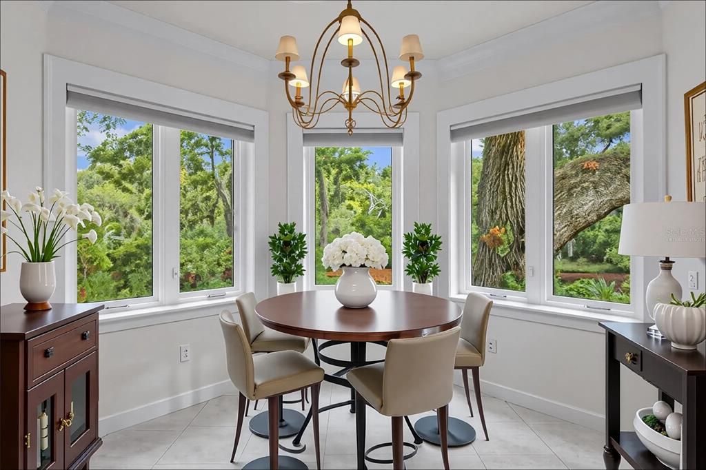 合同活跃: $875,000 (4 贝兹, 3 浴室, 3024 平方英尺)