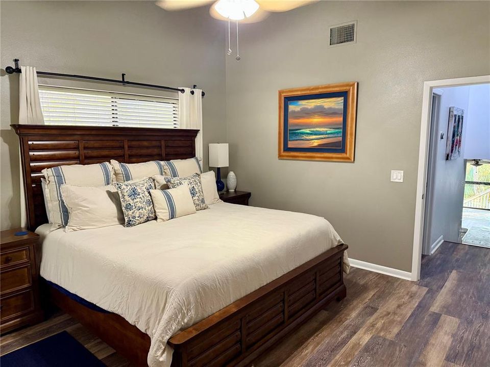 For Rent: $3,200 (2 beds, 2 baths, 1543 Square Feet)