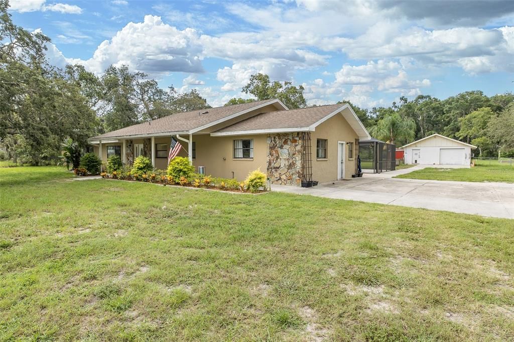 Active With Contract: $505,000 (4 beds, 2 baths, 2837 Square Feet)