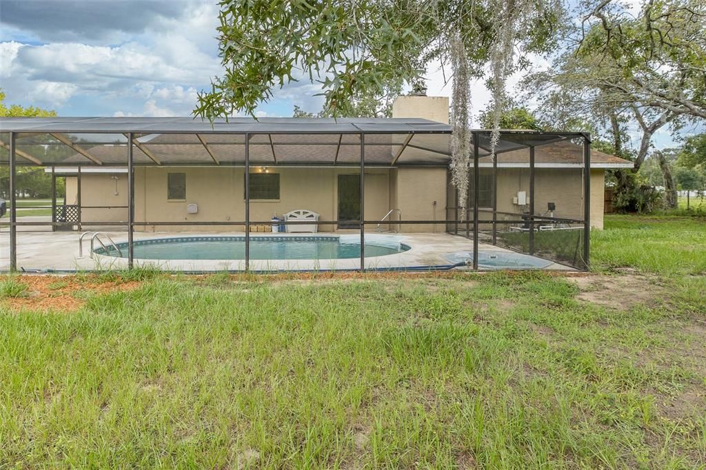 Active With Contract: $505,000 (4 beds, 2 baths, 2837 Square Feet)