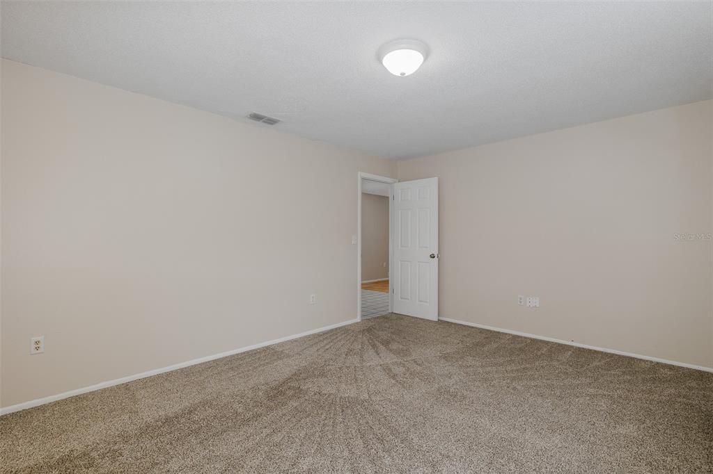 Active With Contract: $505,000 (4 beds, 2 baths, 2837 Square Feet)