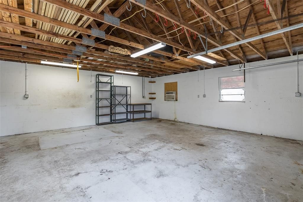 Active With Contract: $505,000 (4 beds, 2 baths, 2837 Square Feet)