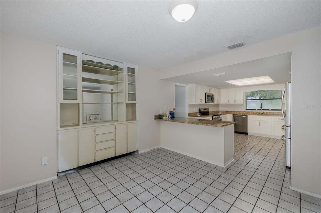 Active With Contract: $505,000 (4 beds, 2 baths, 2837 Square Feet)