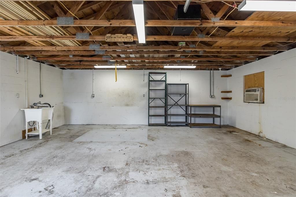 Active With Contract: $505,000 (4 beds, 2 baths, 2837 Square Feet)