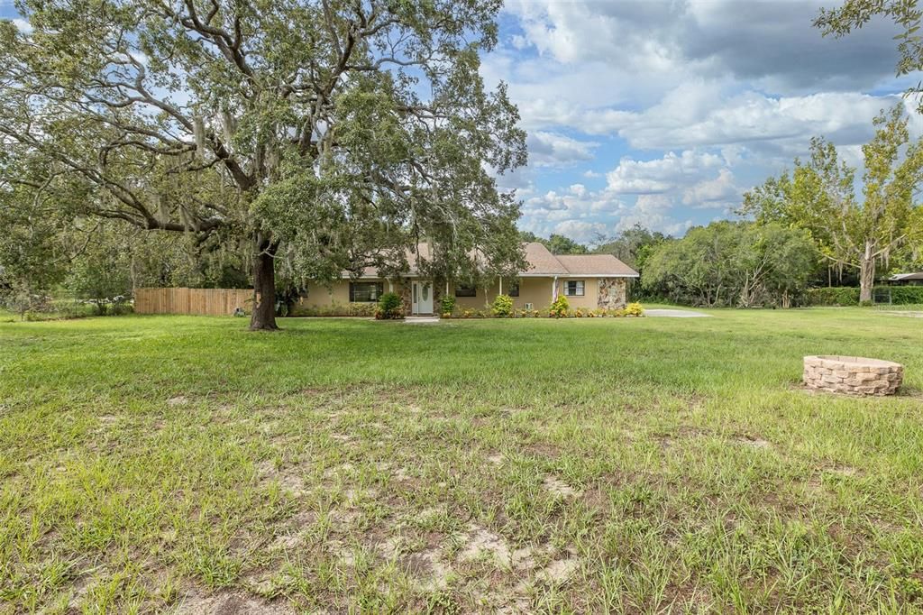 Active With Contract: $505,000 (4 beds, 2 baths, 2837 Square Feet)