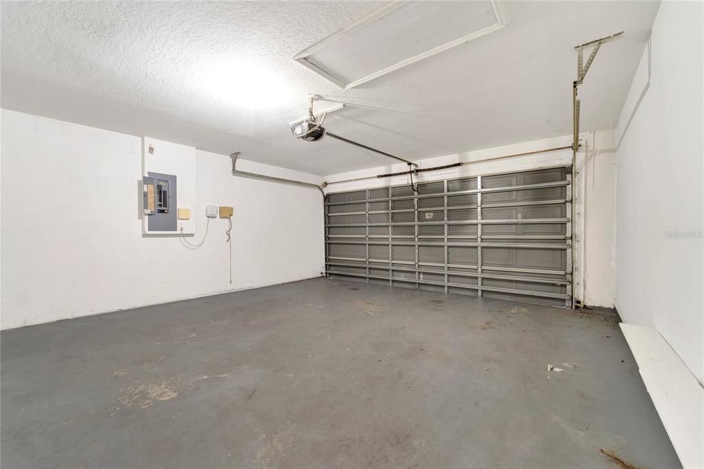 合同活跃: $314,900 (3 贝兹, 2 浴室, 1535 平方英尺)