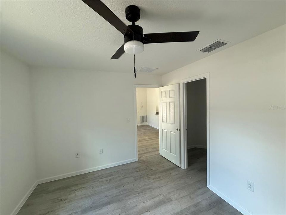Active With Contract: $219,900 (3 beds, 2 baths, 1173 Square Feet)