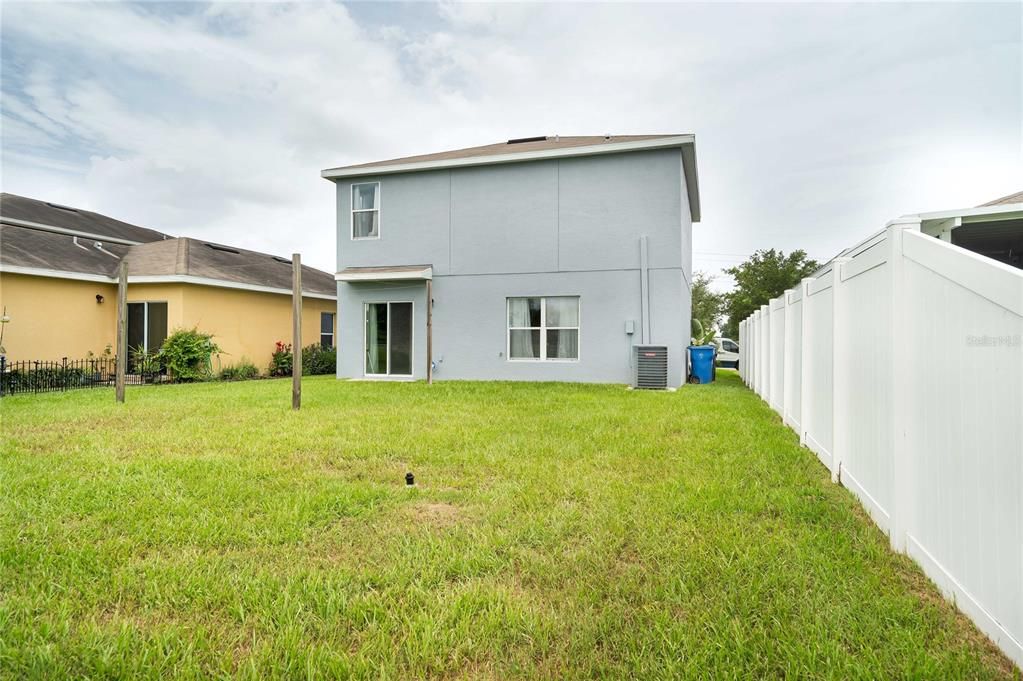 На продажу: $319,900 (3 спален, 2 ванн, 1767 Квадратных фут)