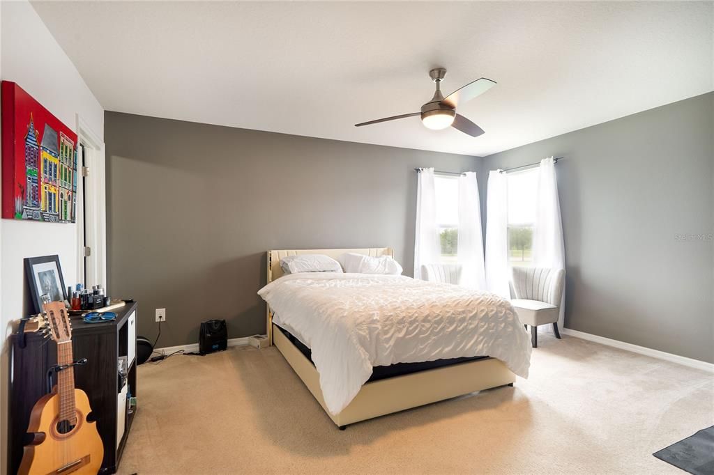 На продажу: $319,900 (3 спален, 2 ванн, 1767 Квадратных фут)