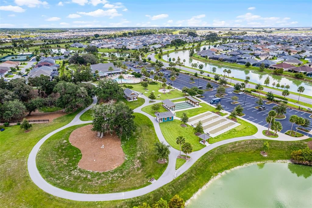 Activo con contrato: $430,000 (3 camas, 2 baños, 1531 Pies cuadrados)