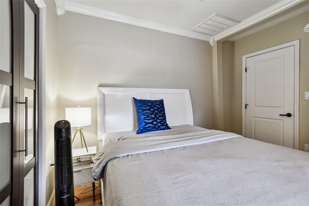 待售: $365,000 (3 贝兹, 2 浴室, 1097 平方英尺)