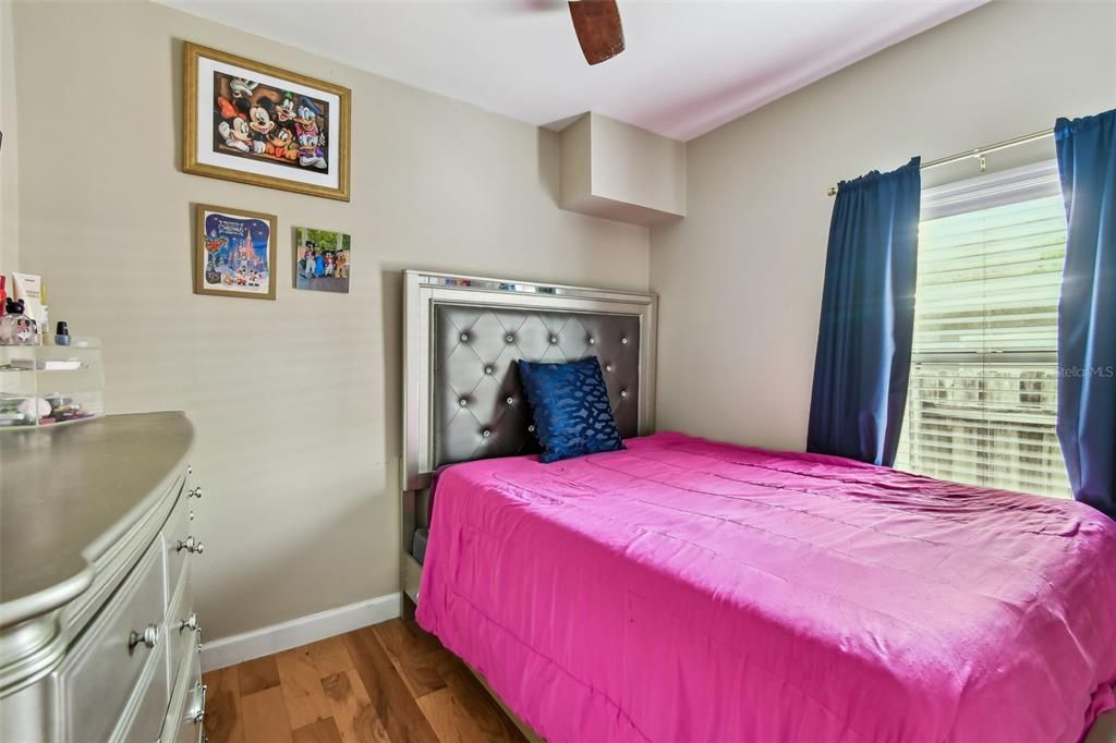 待售: $365,000 (3 贝兹, 2 浴室, 1097 平方英尺)