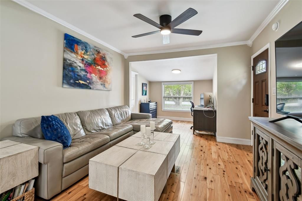 待售: $365,000 (3 贝兹, 2 浴室, 1097 平方英尺)