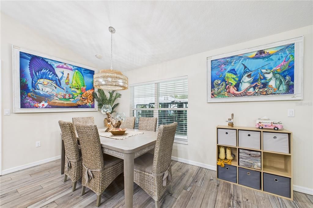 На продажу: $529,900 (3 спален, 2 ванн, 1860 Квадратных фут)