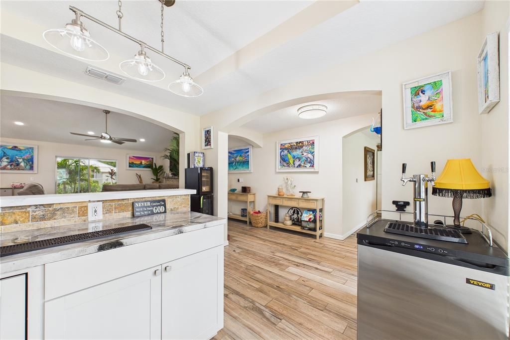 На продажу: $529,900 (3 спален, 2 ванн, 1860 Квадратных фут)