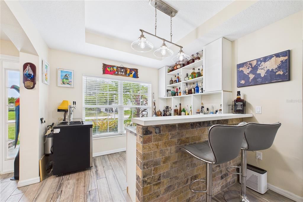 На продажу: $529,900 (3 спален, 2 ванн, 1860 Квадратных фут)