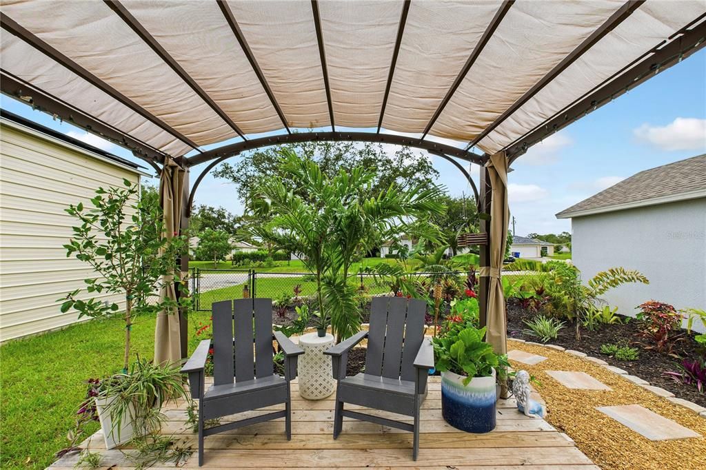 На продажу: $529,900 (3 спален, 2 ванн, 1860 Квадратных фут)