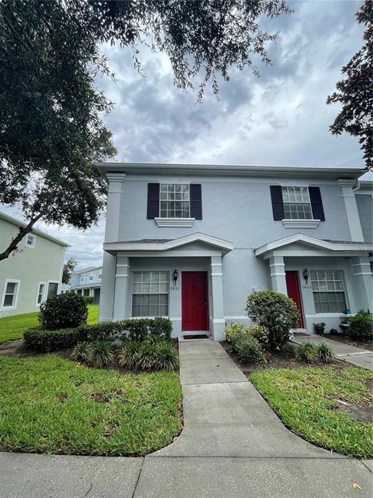 Под контрактом: $1,995 (2 спален, 2 ванн, 1071 Квадратных фут)