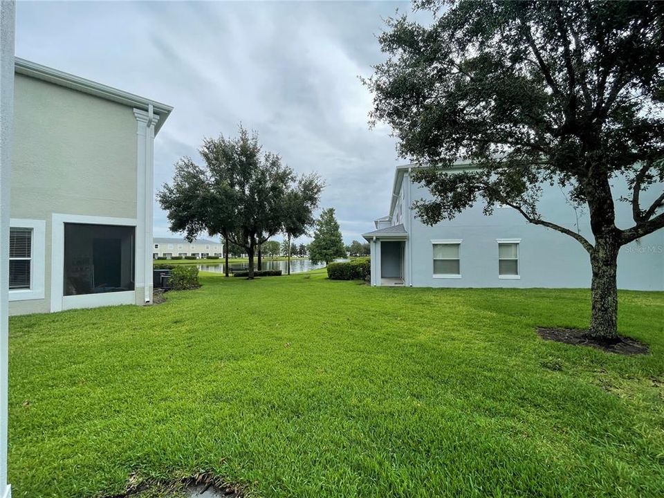 Под контрактом: $1,995 (2 спален, 2 ванн, 1071 Квадратных фут)