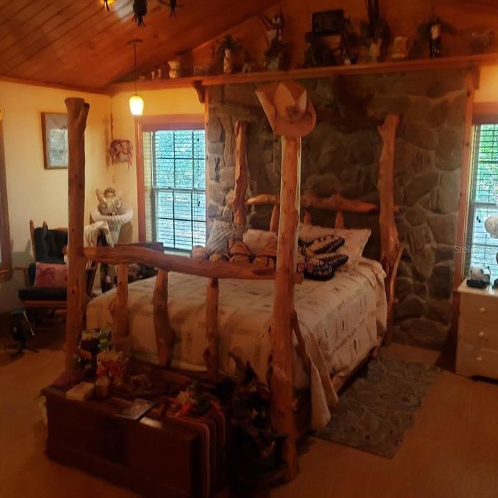 На продажу: $599,900 (2 спален, 2 ванн, 1698 Квадратных фут)