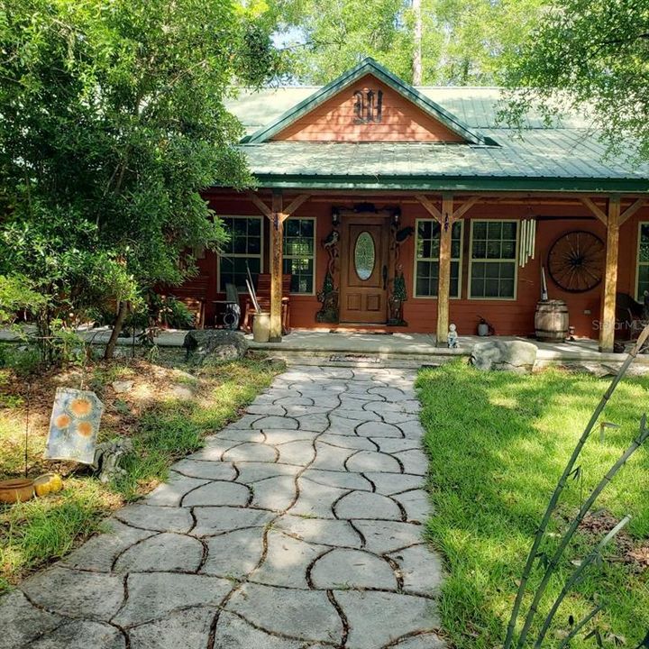 На продажу: $599,900 (2 спален, 2 ванн, 1698 Квадратных фут)