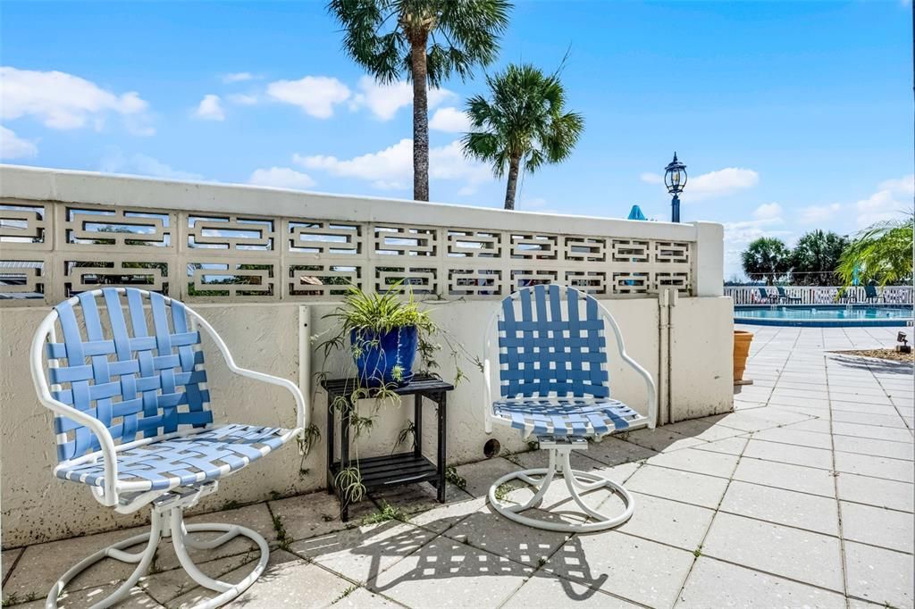 待售: $219,900 (1 贝兹, 1 浴室, 585 平方英尺)