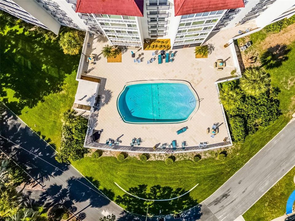 待售: $219,900 (1 贝兹, 1 浴室, 585 平方英尺)