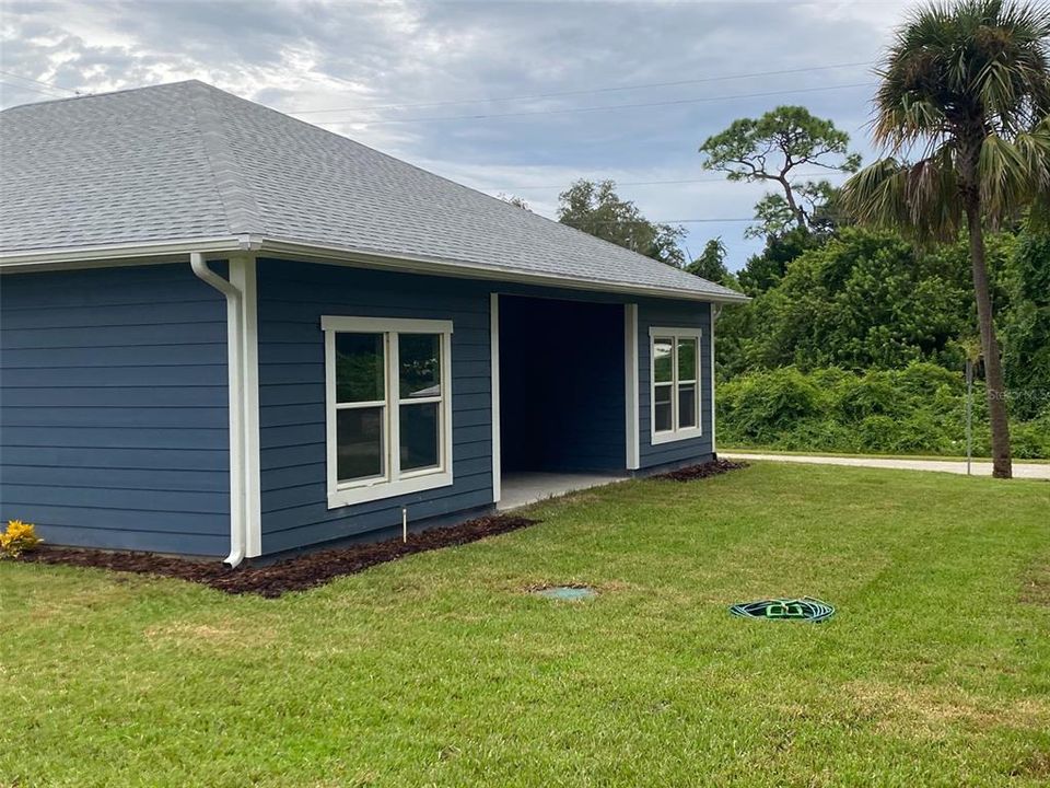 合同活跃: $299,000 (3 贝兹, 2 浴室, 1548 平方英尺)