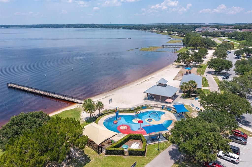 En Venta: $720,000 (3 camas, 2 baños, 1544 Pies cuadrados)