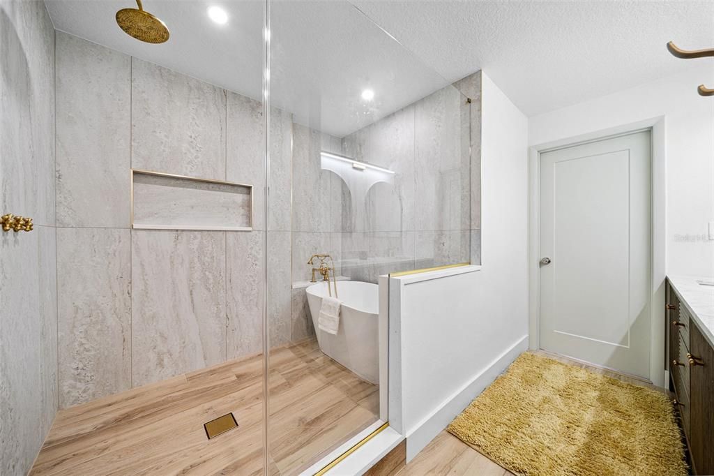 For Sale: $598,000 (3 beds, 2 baths, 1768 Square Feet)