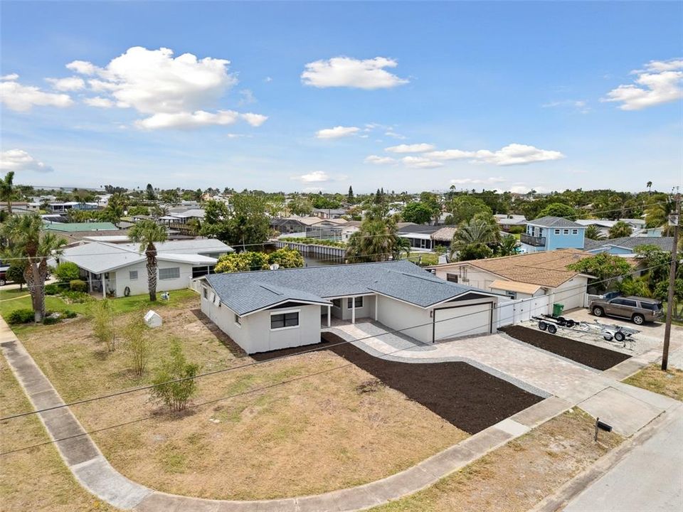 For Sale: $598,000 (3 beds, 2 baths, 1768 Square Feet)