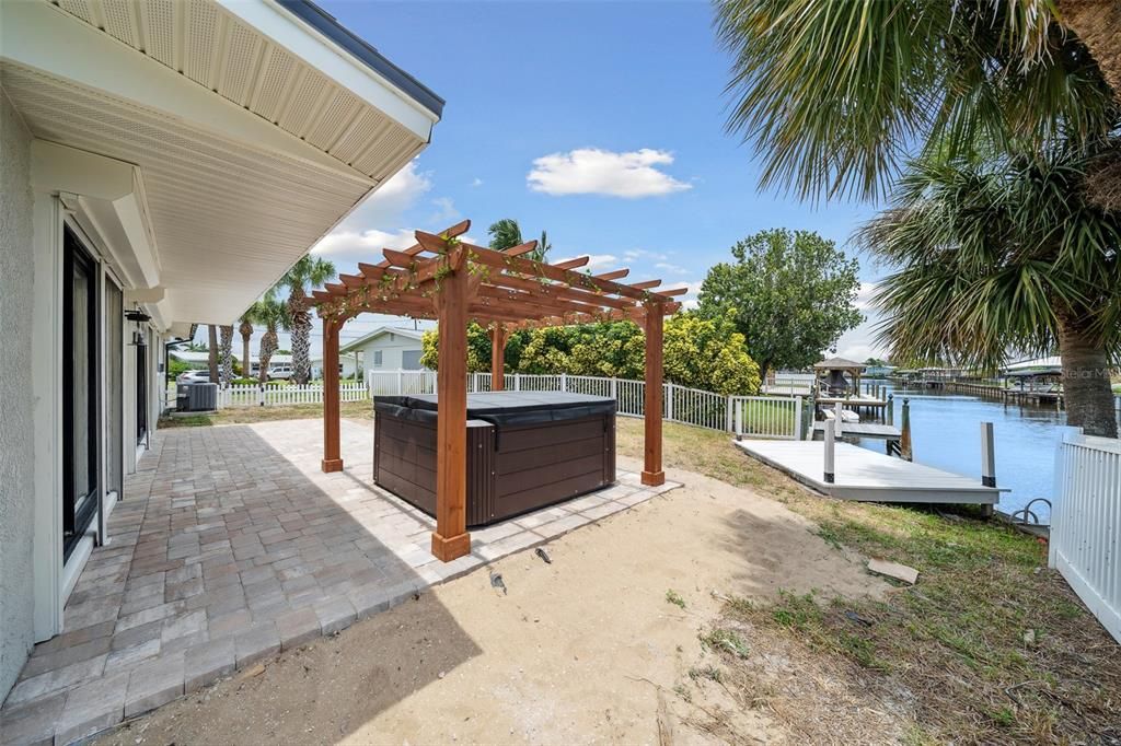 For Sale: $598,000 (3 beds, 2 baths, 1768 Square Feet)