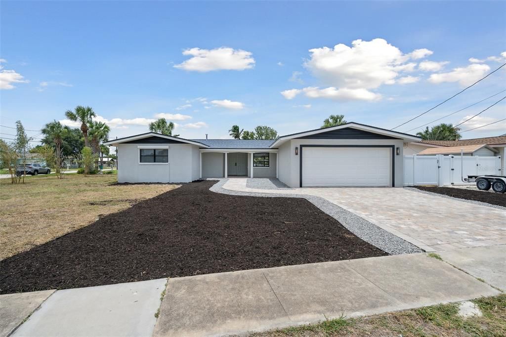 For Sale: $598,000 (3 beds, 2 baths, 1768 Square Feet)