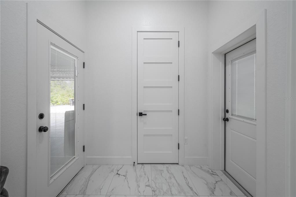 For Sale: $775,000 (4 beds, 4 baths, 2823 Square Feet)