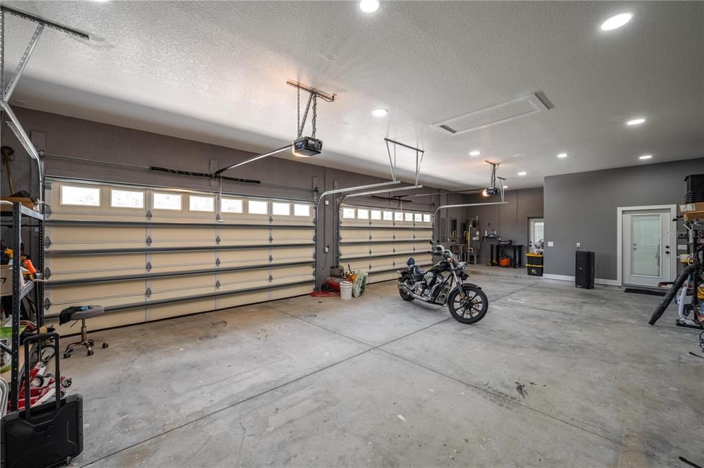 For Sale: $775,000 (4 beds, 4 baths, 2823 Square Feet)