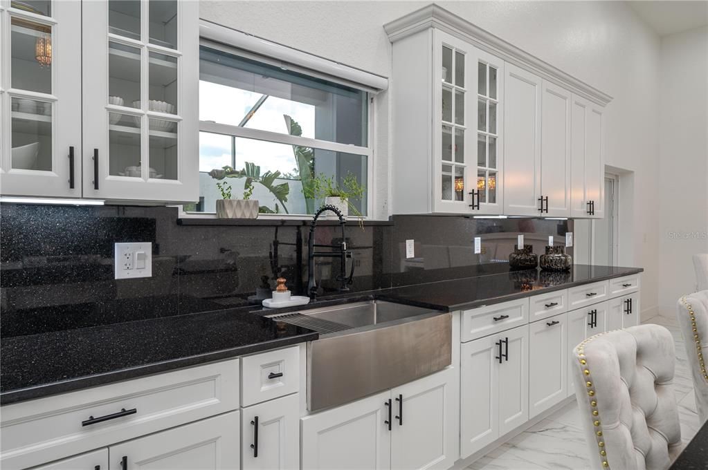 For Sale: $775,000 (4 beds, 4 baths, 2823 Square Feet)